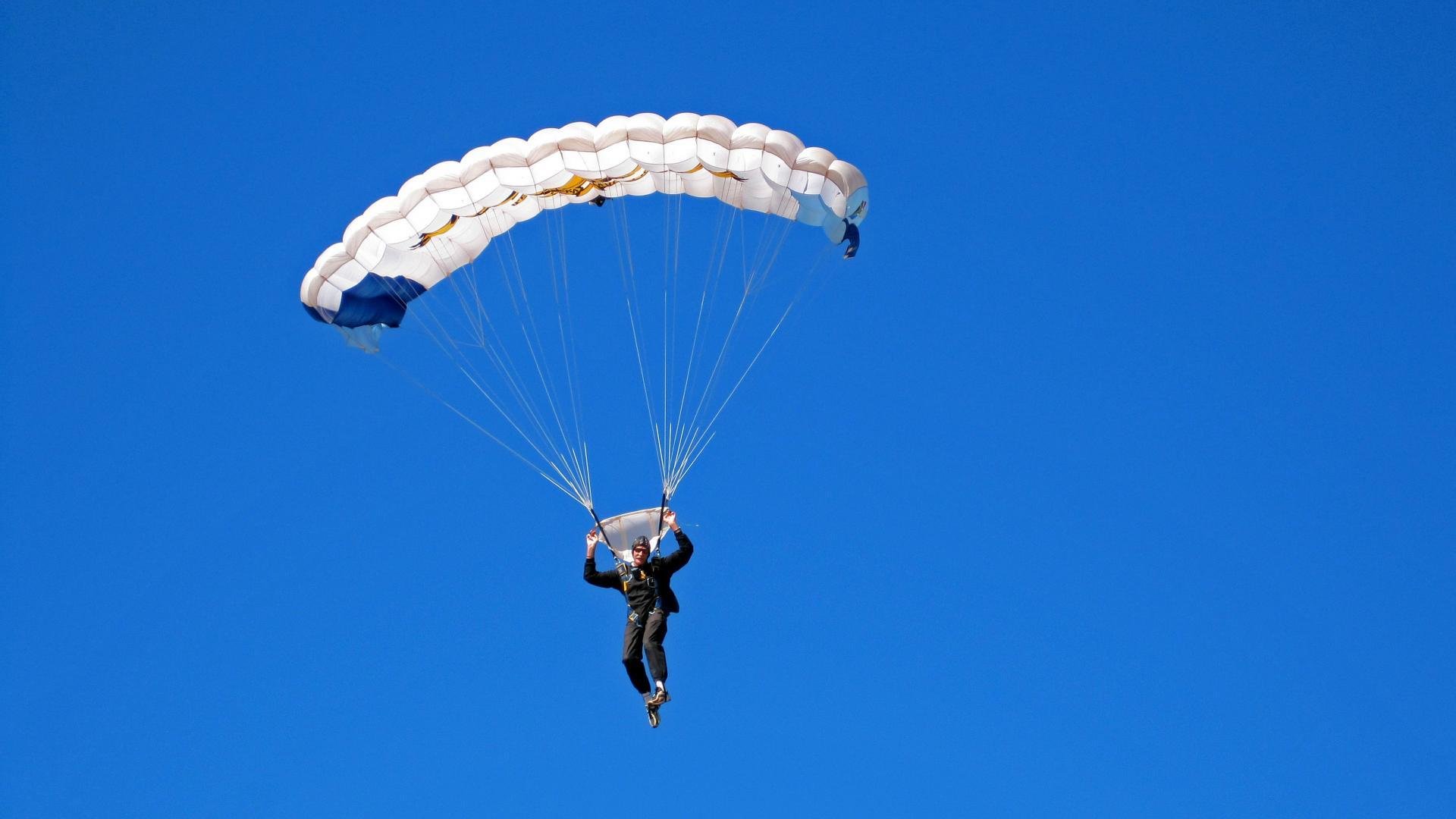 英超激情来袭：激情、努力、胜利一线之间，英超qg